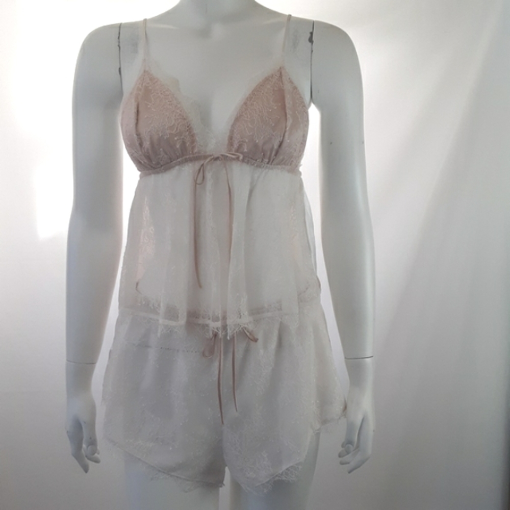 Victoria's secret 2 piece lingerie set- size large